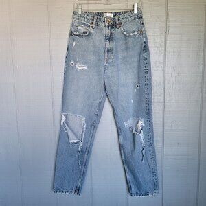 Zara 100% Cotton Vintage-Inspired Look High-Rise Distressed Blue Jeans. Size 6